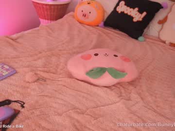 webcam girl bunnybonn1e image #2999892