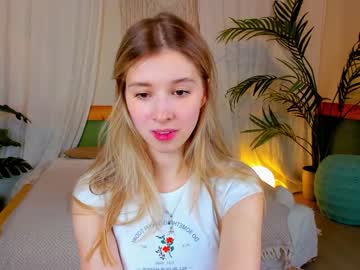 webcam girl milablush image #6255161