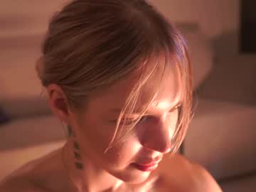 webcam girl shiningstarrr image #8734269