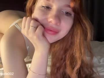 webcam girl sleepycode002 image #8658287