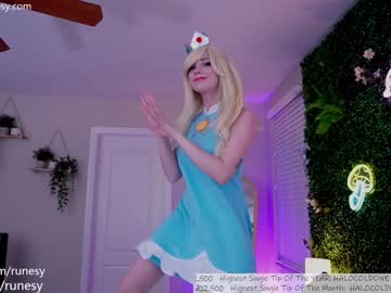 webcam girl runesy image #6230588
