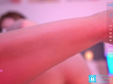 webcam girl sweetkira555 image #865870