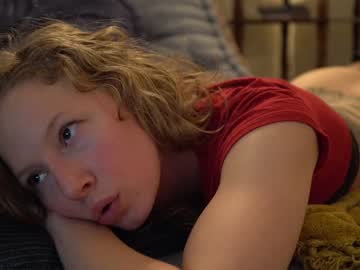 webcam girl sistinehashands image #3576055
