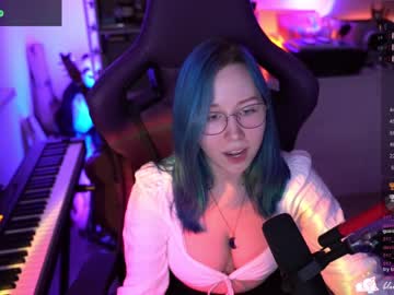webcam girl blue_mooncat image #6100778