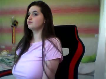 webcam girl emmika_ image #1429798