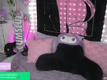 webcam girl crimsonkitten image #9449779