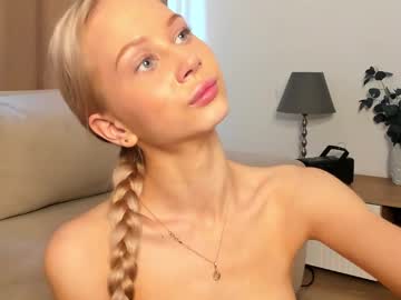 webcam girl sincere_shyness image #9703234