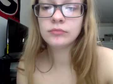 webcam girl blondiebae1 image #8849134