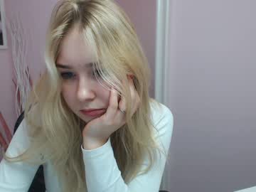 webcam girl lila_page image #1148309