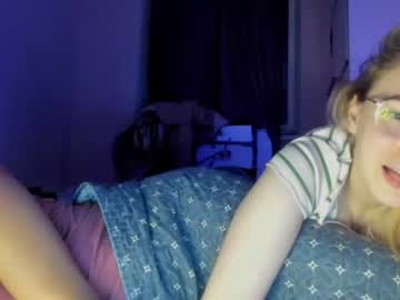 webcam girl twix_llll image #483888