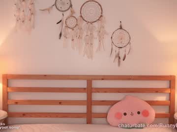 webcam girl bunnybonn1e image #3989185