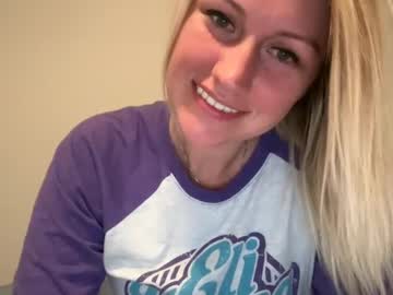 webcam girl smexxii93 image #7874871