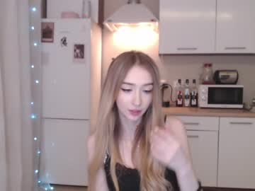 webcam girl gudeeetama image #219697