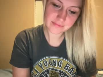 webcam girl smexxii93 image #6486184