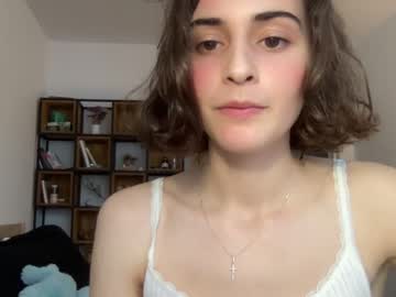 webcam girl crown_of_vice01 image #5364311