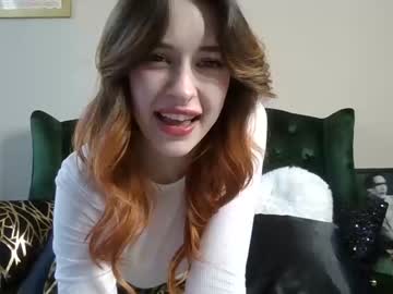 webcam girl milkywhiiite image #2385473