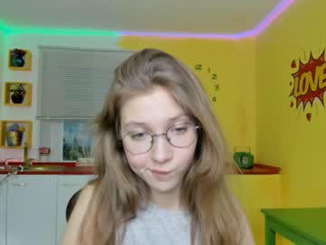 webcam girl avis_ryan image #1098380