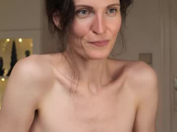 webcam girl yulladao image #9087101