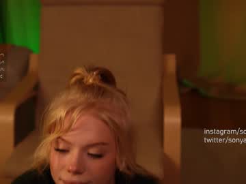 webcam girl sonyaplush image #3280349