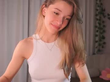 webcam girl little_poetry image #9301655