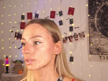 webcam girl artease image #5571690
