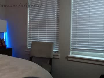 webcam couple ari_lovexo image #4772899