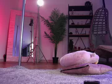 webcam girl goth_dolll image #8385150