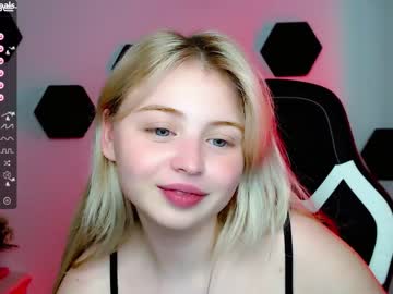 webcam girl shy_blondiee image #3901057