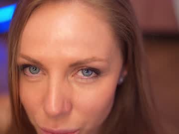 webcam girl eva_fashionista image #9310447