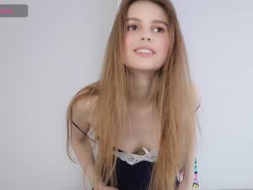 webcam girl fluffy_angel image #6954843