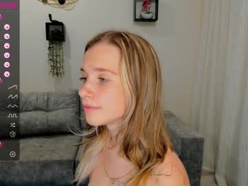 webcam girl lynnatlee image #7468667