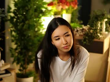 webcam girl moonlight_silk image #7795220