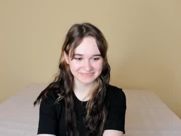 webcam girl junehamilton image #2100369