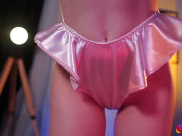webcam girl lucie_beltran image #5489629