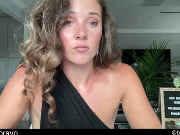 webcam girl bloomyogi image #7537600