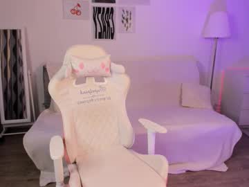 webcam girl miavixxenn image #8599589