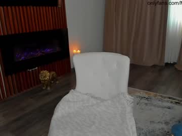 webcam girl moniqueeass image #2887019