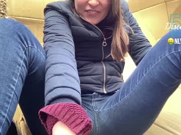 webcam girl eatmypie69 image #1357124