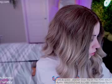 webcam girl runesy image #6209628