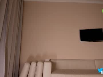 webcam girl hollyextra image #6581384