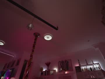 webcam girl hannahjames710 image #3450216