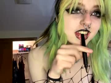 webcam girl cryptiddi3s image #3201102