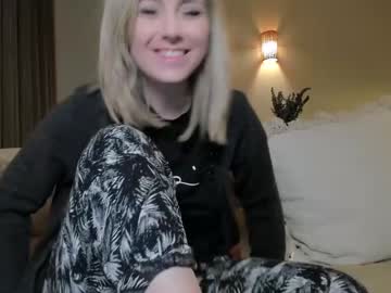 webcam girl kimilee22 image #6548030