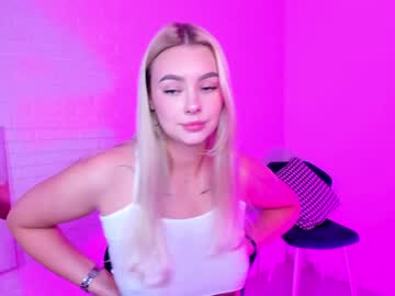 webcam girl 8a8y_nura image #1012563