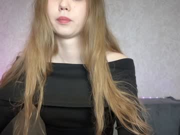 webcam girl lizzy_cutie image #7877687