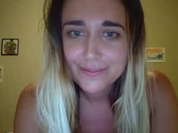 webcam girl heyitscami image #9614266