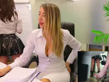 webcam girl babesgowild image #8806382