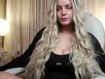 webcam girl nancydiamonds1 image #7568534