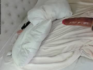 webcam girl lil_angell_ image #1884909