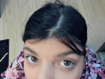 webcam girl claraboobies image #5964333